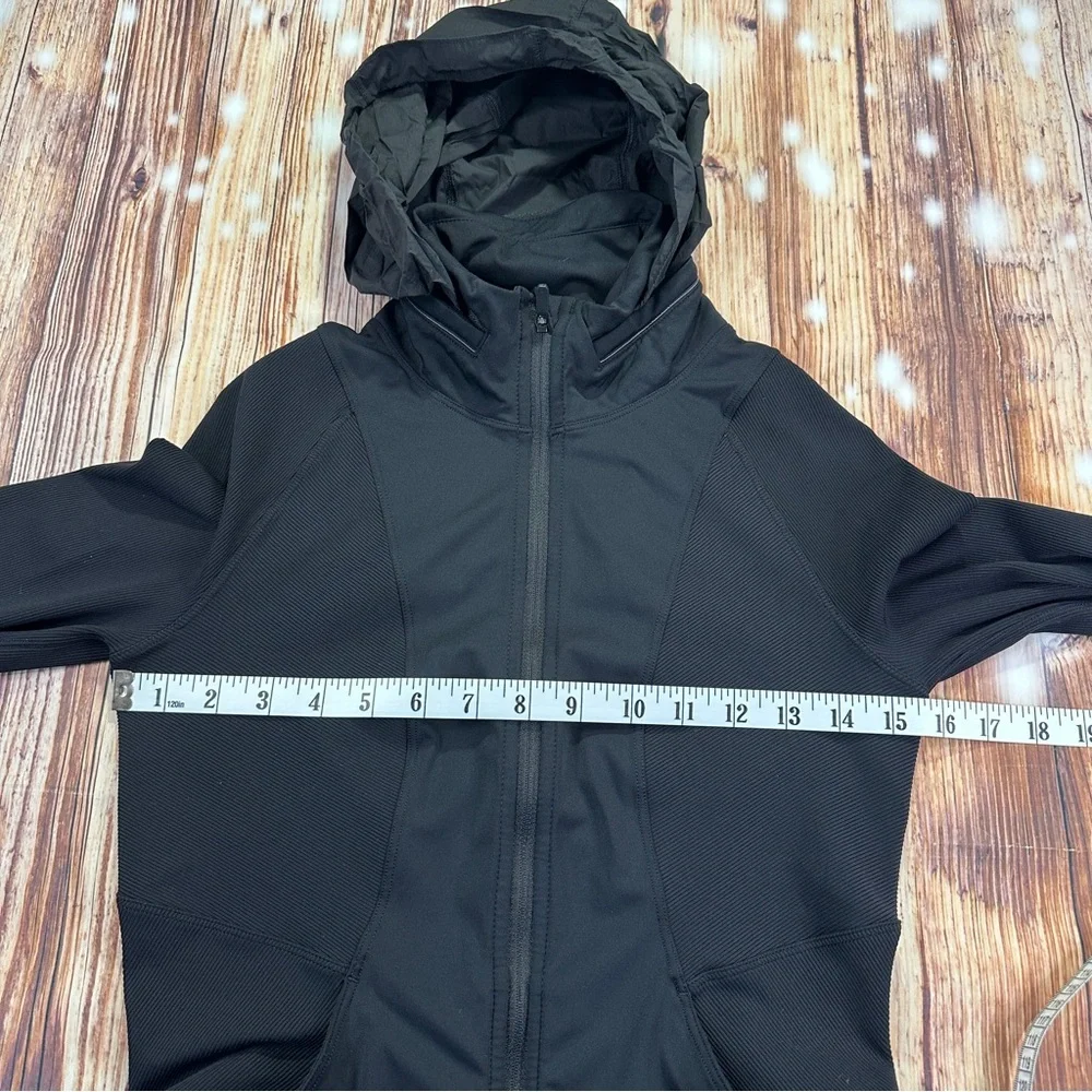 Lululemon Athletica Women’s Zip-Up Hoodie  Size 6 Black